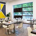 Comfort Centre 3* Nîmes