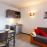 Comfort Centre Hotel