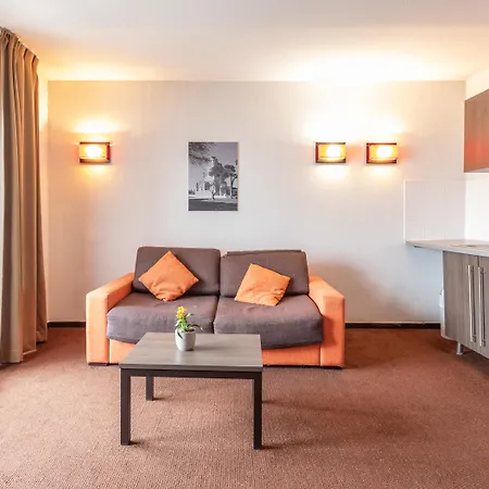 Comfort Centre Aparthotel