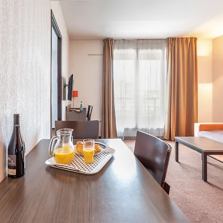 Comfort Centre Hotel 3*