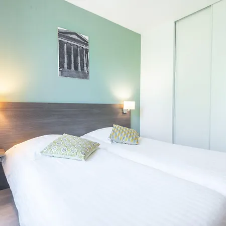 Comfort Centre Νιμ