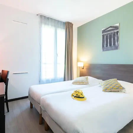 Comfort Centre Aparthotel