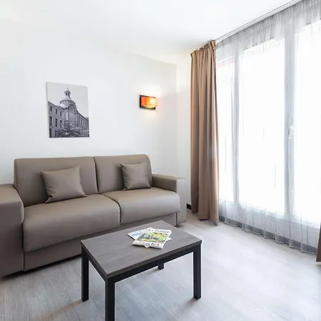 Comfort Centre Hotel apartamentowy 3*