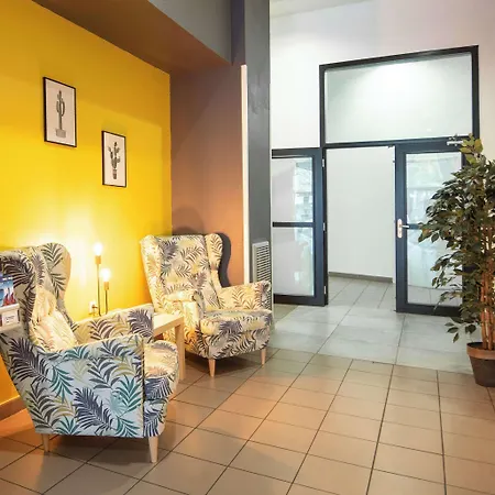 Comfort Centre شقة فندقية