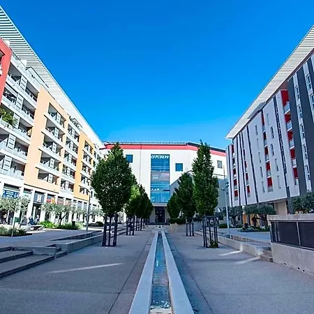 Comfort Centre Aparthotel Nîmes