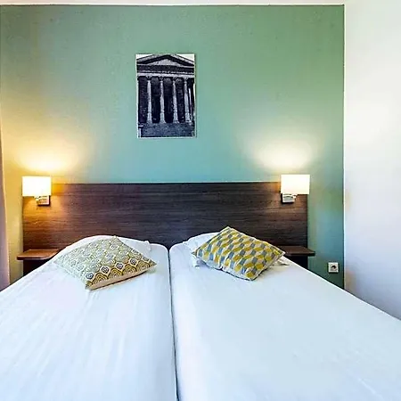 Comfort Centre 3* Nîmes