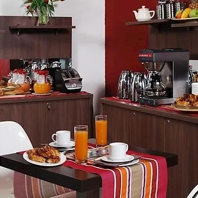 Comfort Centre Hotel apartamentowy Nîmes