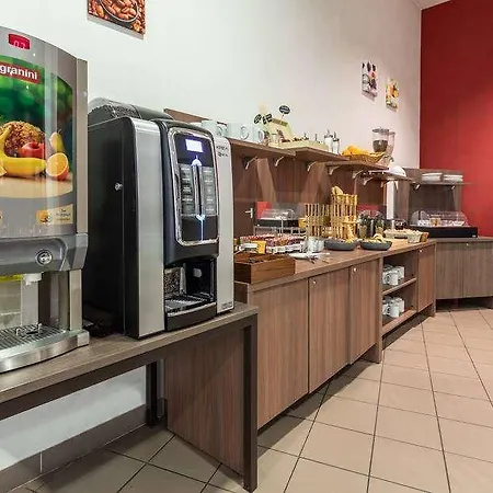 Hotel Comfort Centre 3*