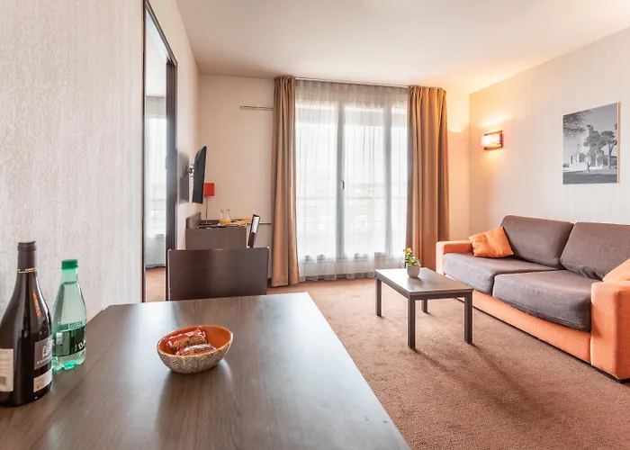 Comfort Centre Hotel 3*