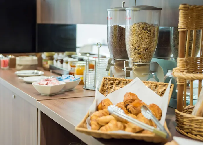 Comfort Centre 3* Nîmes