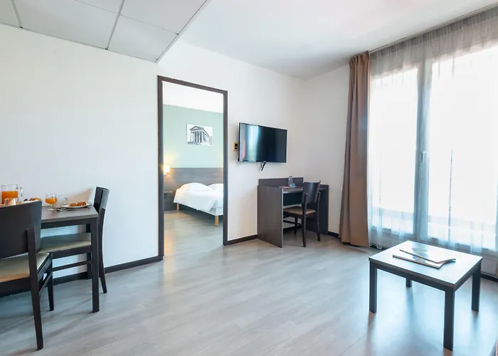 Comfort Centre 3* Nîmes