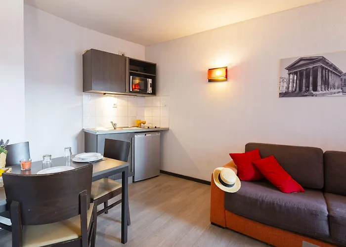 Comfort Centre Hotel